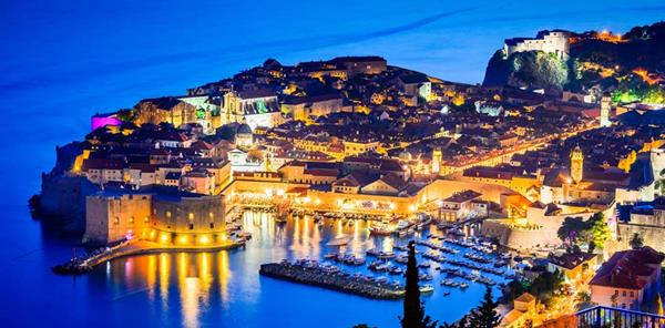Dubrovnik night city